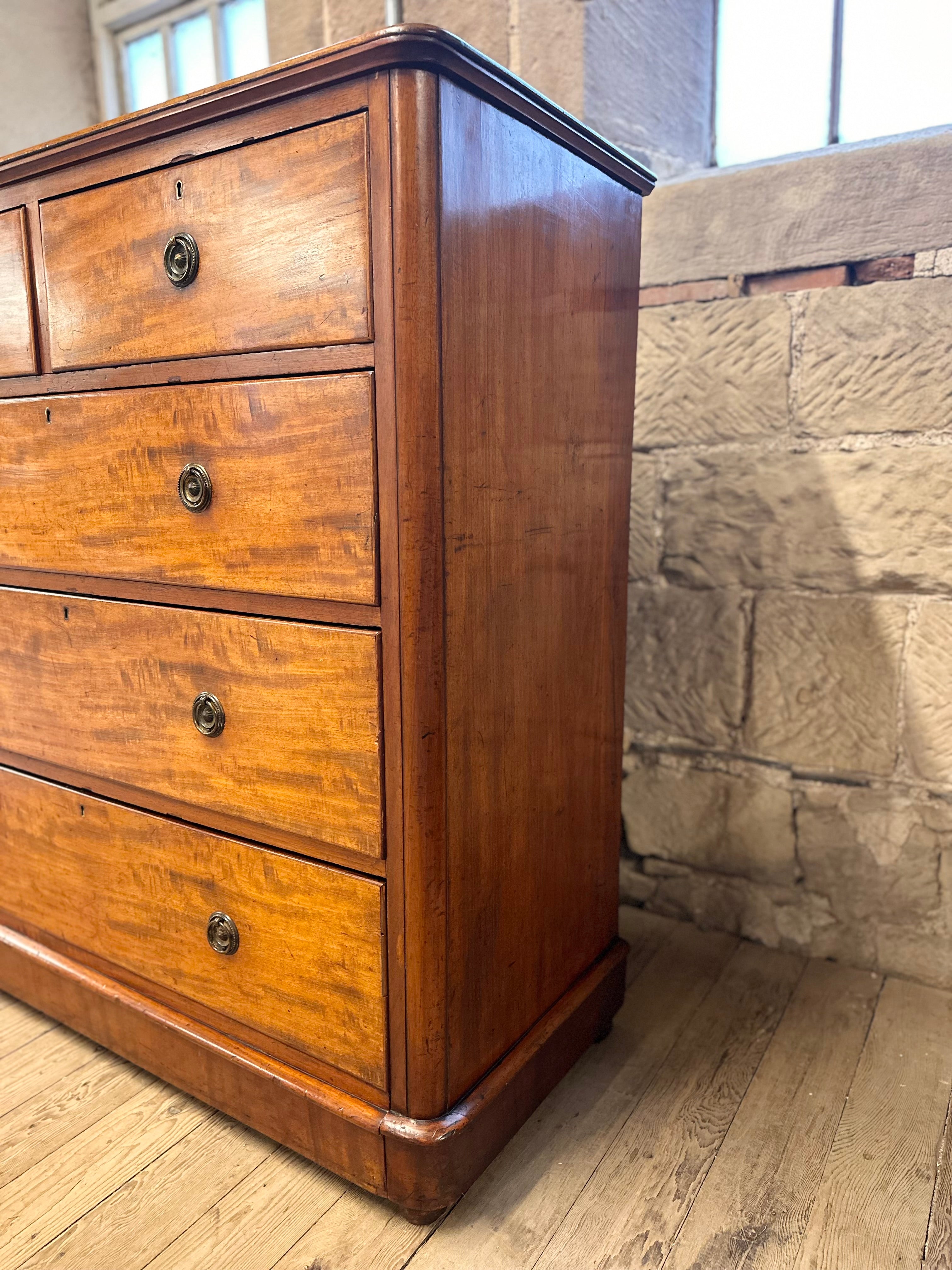 Large Antique Mahogany Chest of Drawers, Victorian  Bedroom, Storage, Clothing