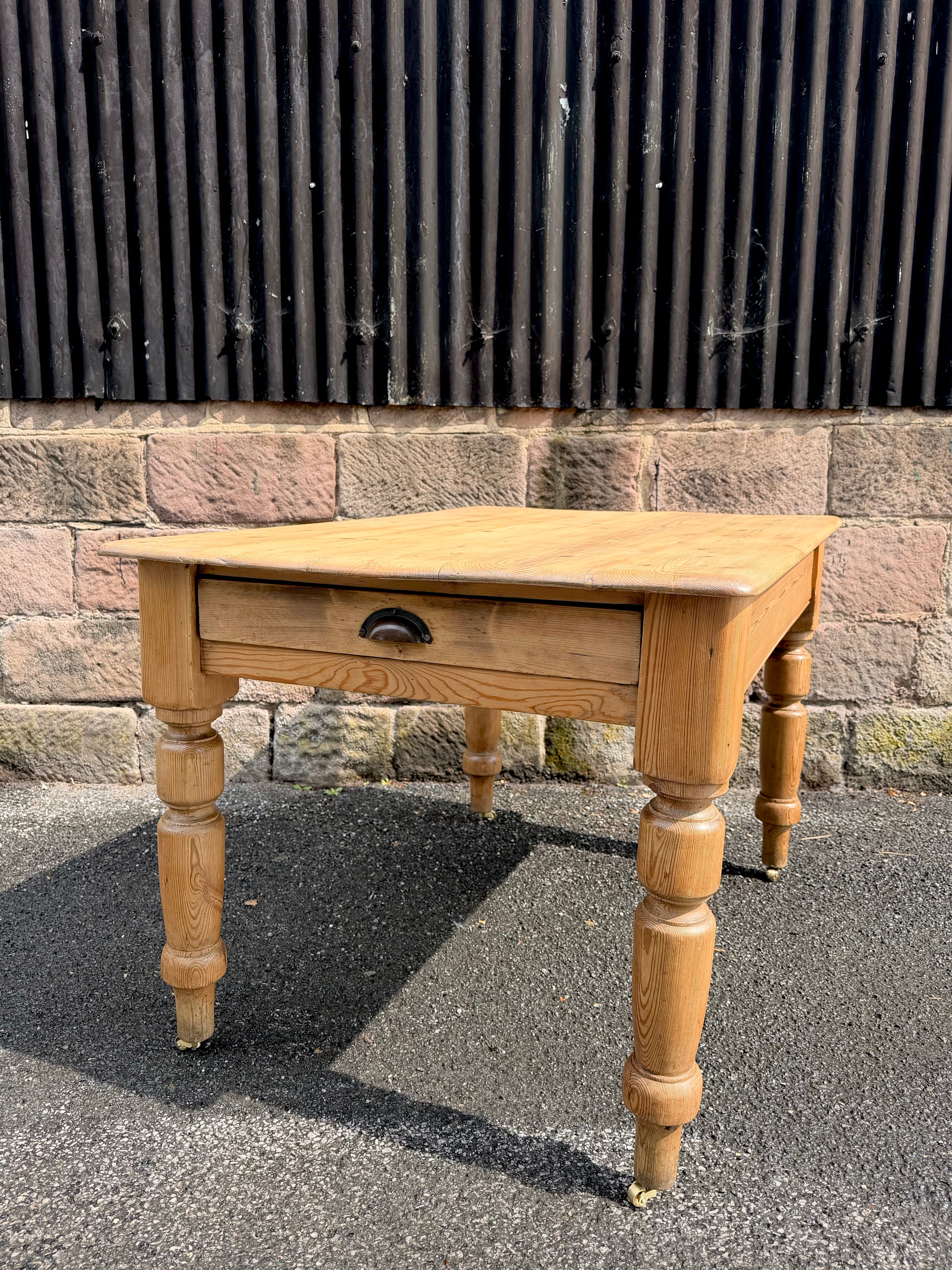 Victorian Farmhouse Antique Pine Dining Table C1880. Country, Cottage, Rustic.