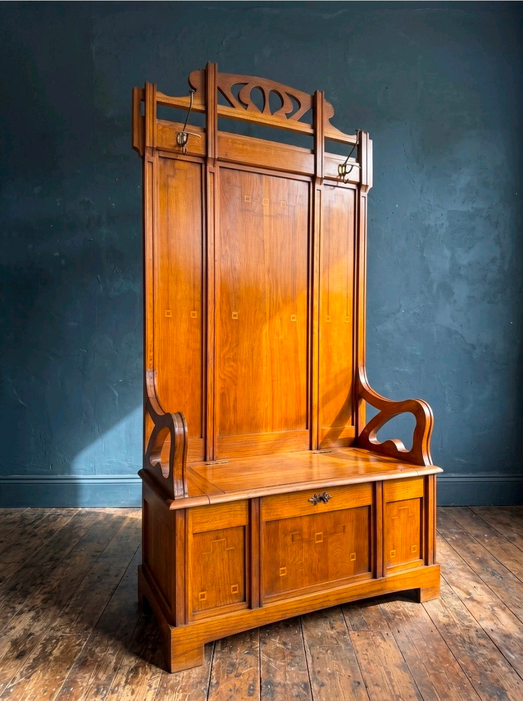 1920s Italian ‘Stile Liberty’ / Art Nouveau Hall Stand, Settle,Hall Seat,Walnut