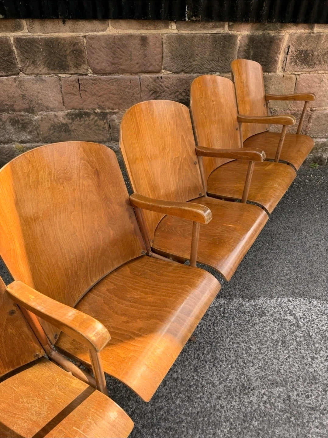 Original 1950s Italian Cinema/Theatre seats. Hallway, Retail Space, Waiting Room