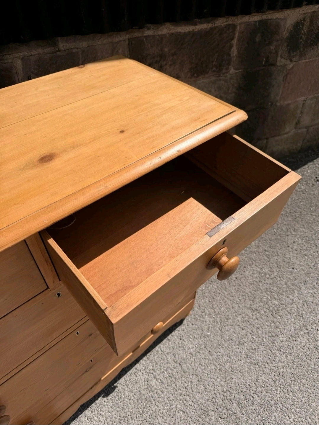 Large Antique Victorian Waxed Pine Chest Of Drawers, Country Cottage, Bedroom.