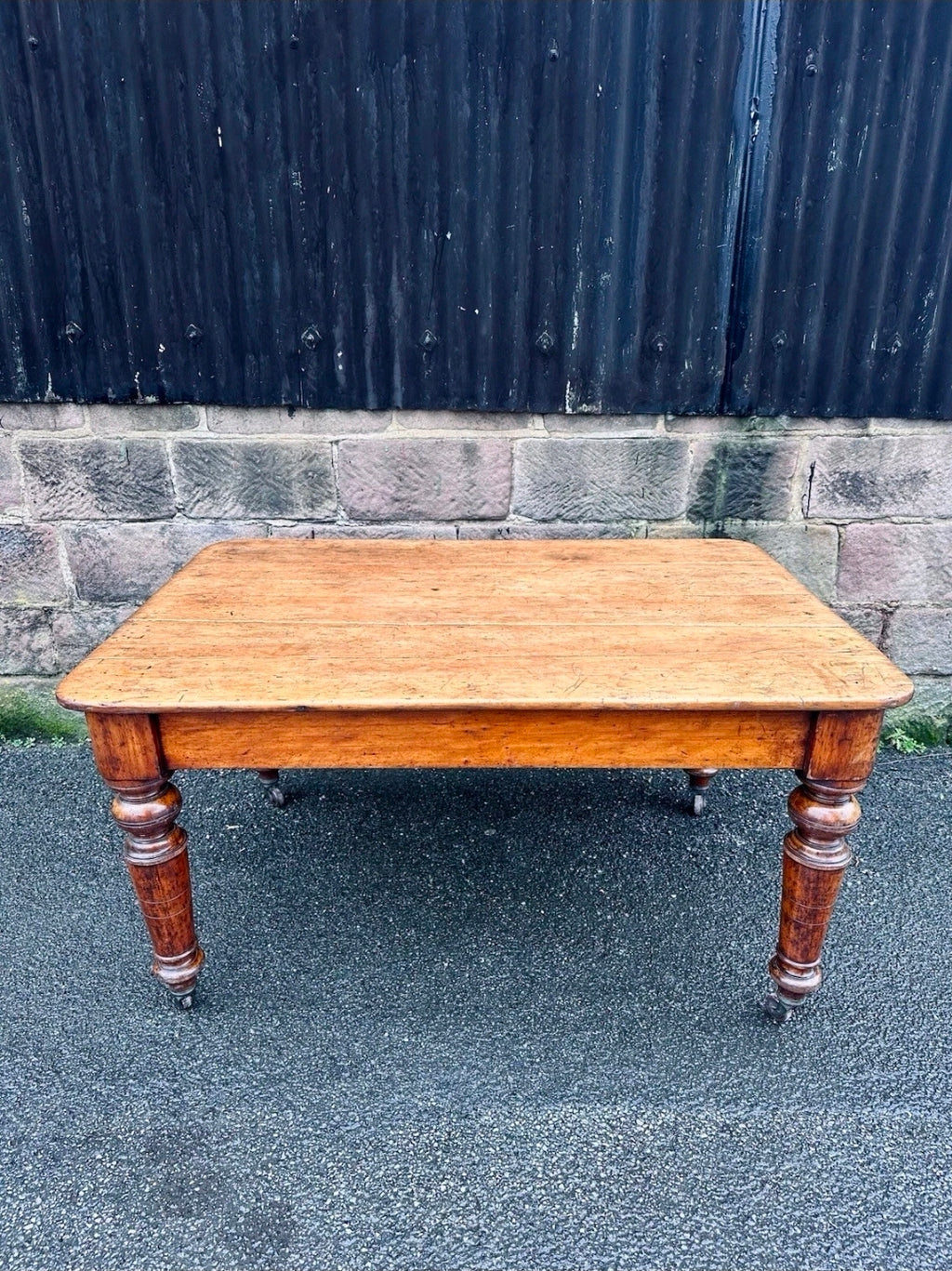 Victorian Farmhouse Scrub Top Pine & Mahogany Kitchen Table C1880.