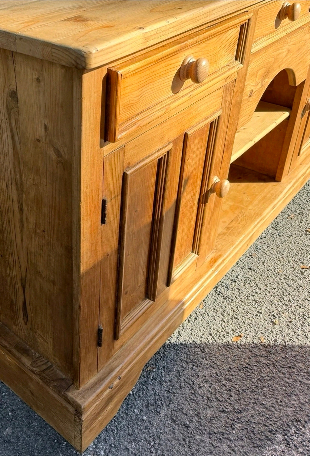 Large Antique Style Pine Welsh Dresser Kitchen Sideboard Display Unit, Farmhouse