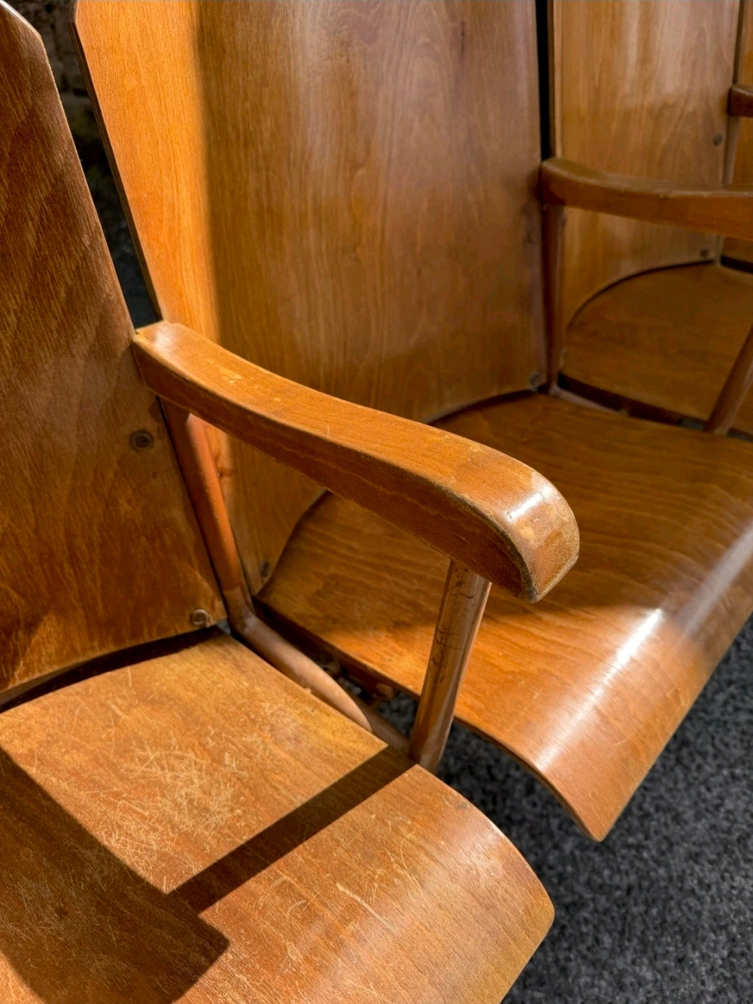 Original 1950s Italian Cinema/Theatre seats. Hallway, Retail Space, Waiting Room