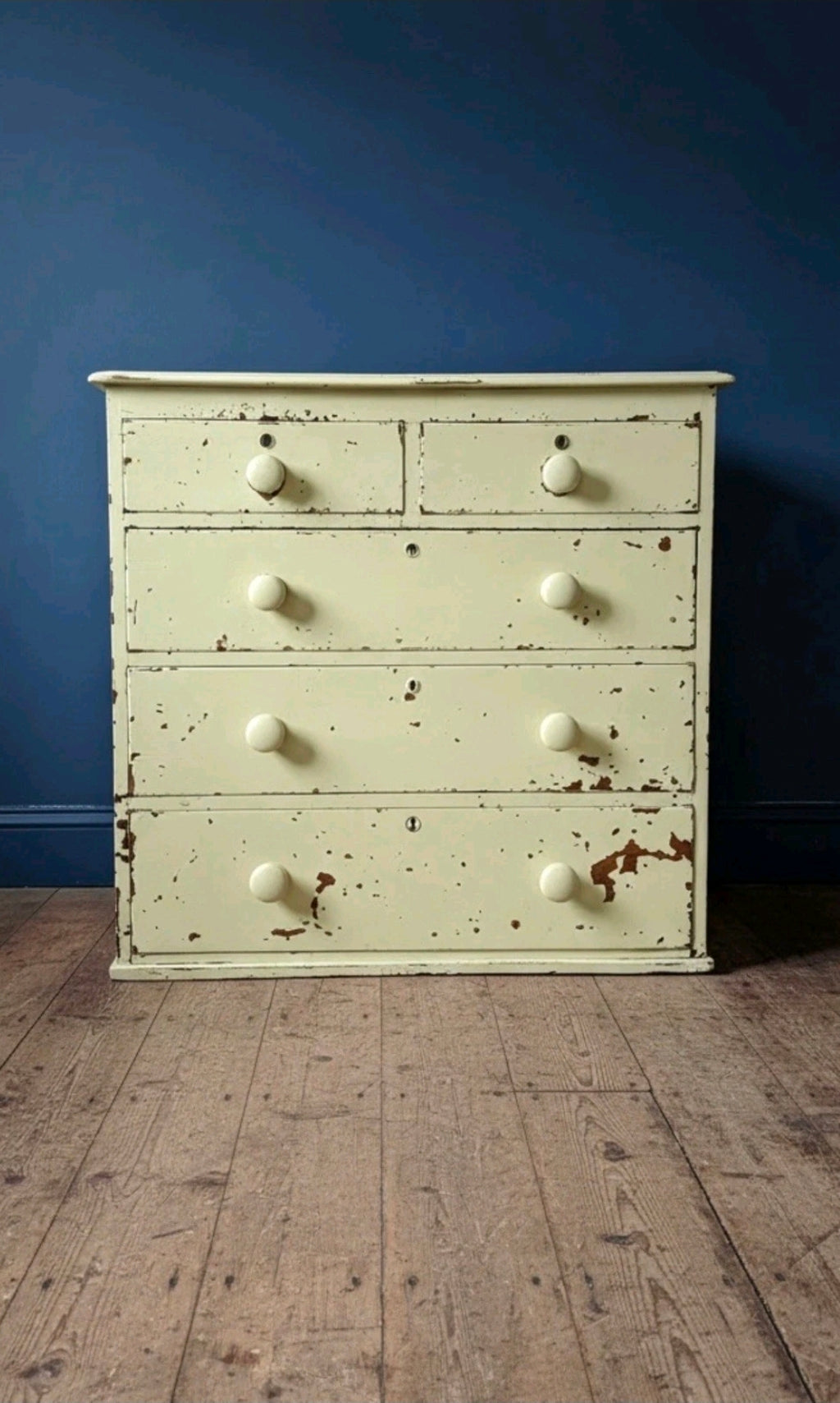 Painted Victorian Oak Chest Of Drawers. Original Paint, 2 Over 3 Drawers.