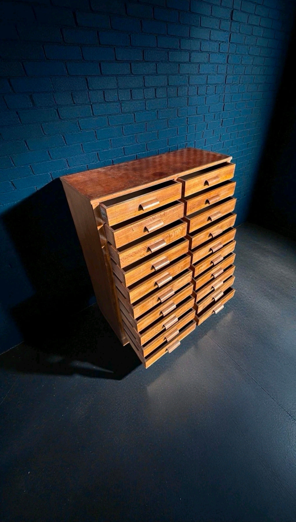 1940s Bank Of 20 Oak Index Drawers. Apothecary, Filing,Storage,Chest Of Drawers