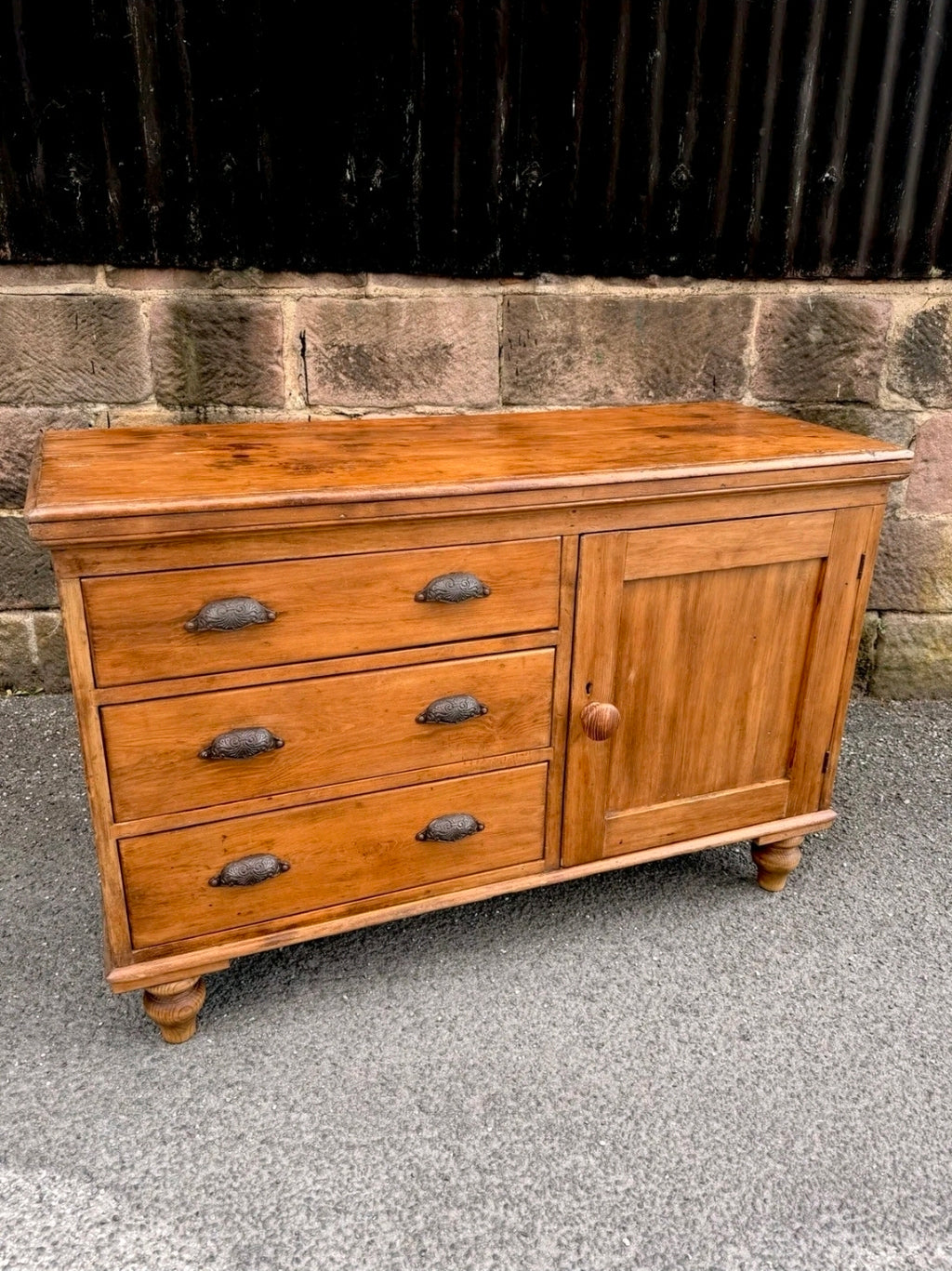 Victorian Antique Pine Dresser Base/Sideboard. Three Drawers, Country, Cottage.
