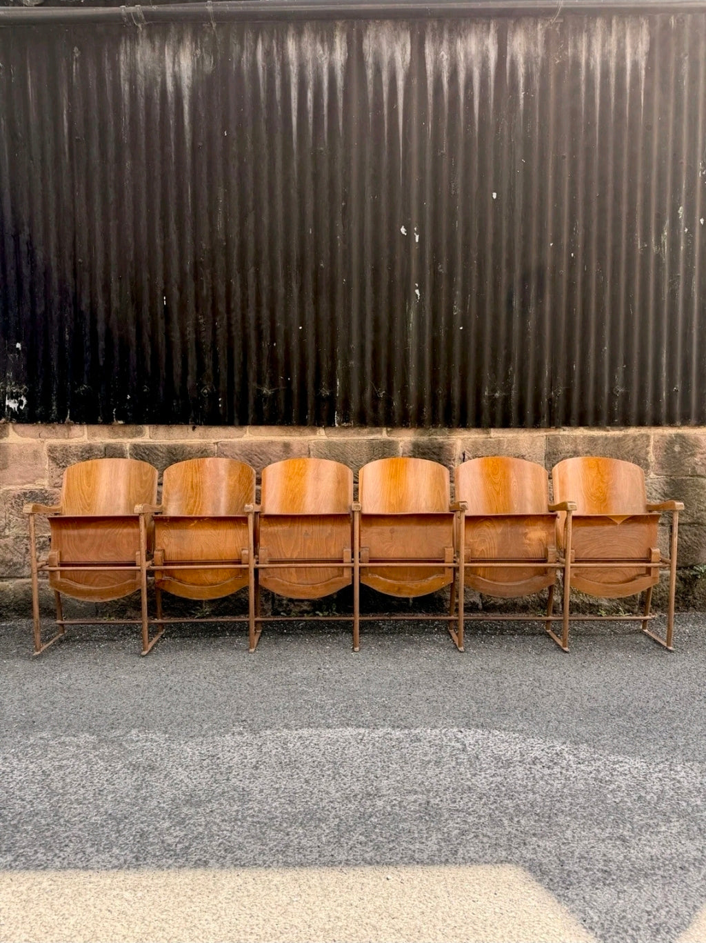 Original 1950s Italian Cinema/Theatre seats. Hallway, Retail Space, Waiting Room