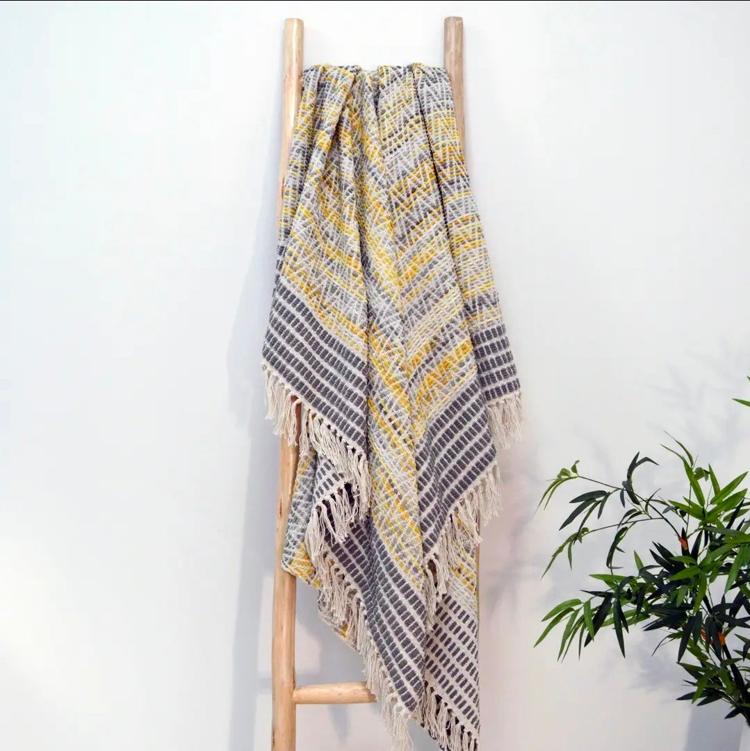 Arizona Zig Zag Heavyweight Herringbone Throw Blanket (Mustard)
