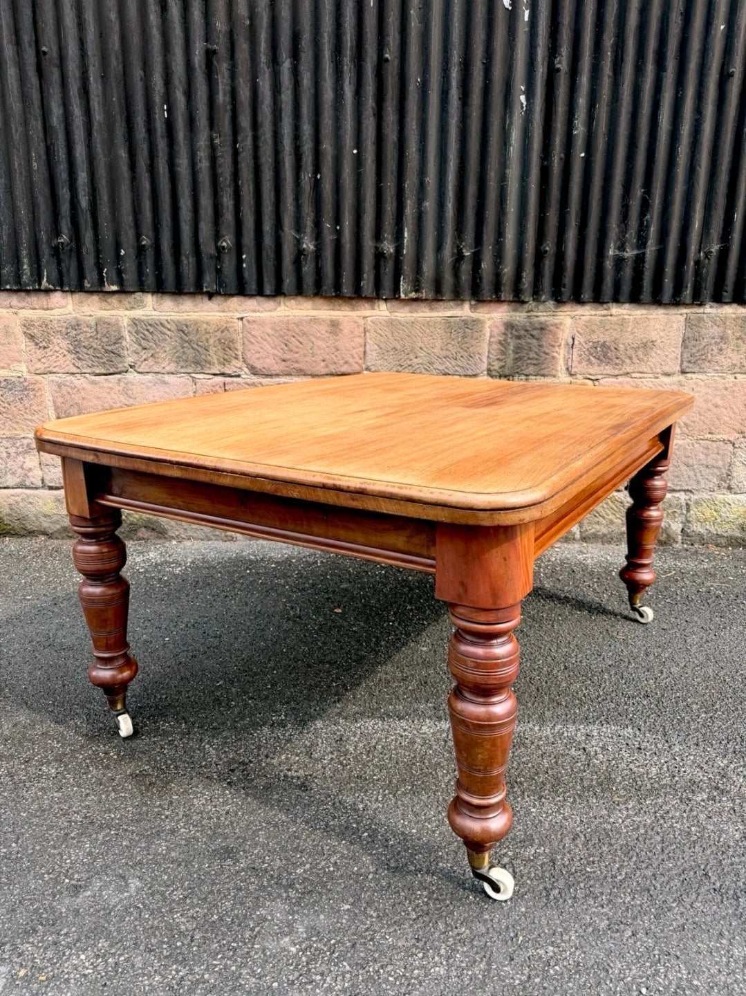 Large Victorian Pine & Mahogany Dining Table. 6 Seater, Restored, Castors