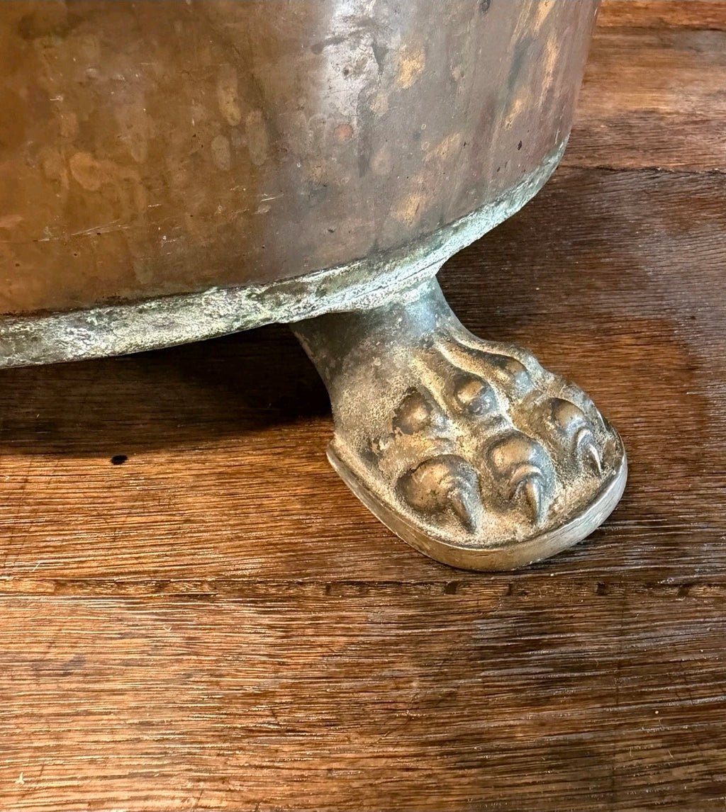 Large Vintage Copper Bucket, Fireside, Logs, Ice Bucket, Umbrella Stand. Italian