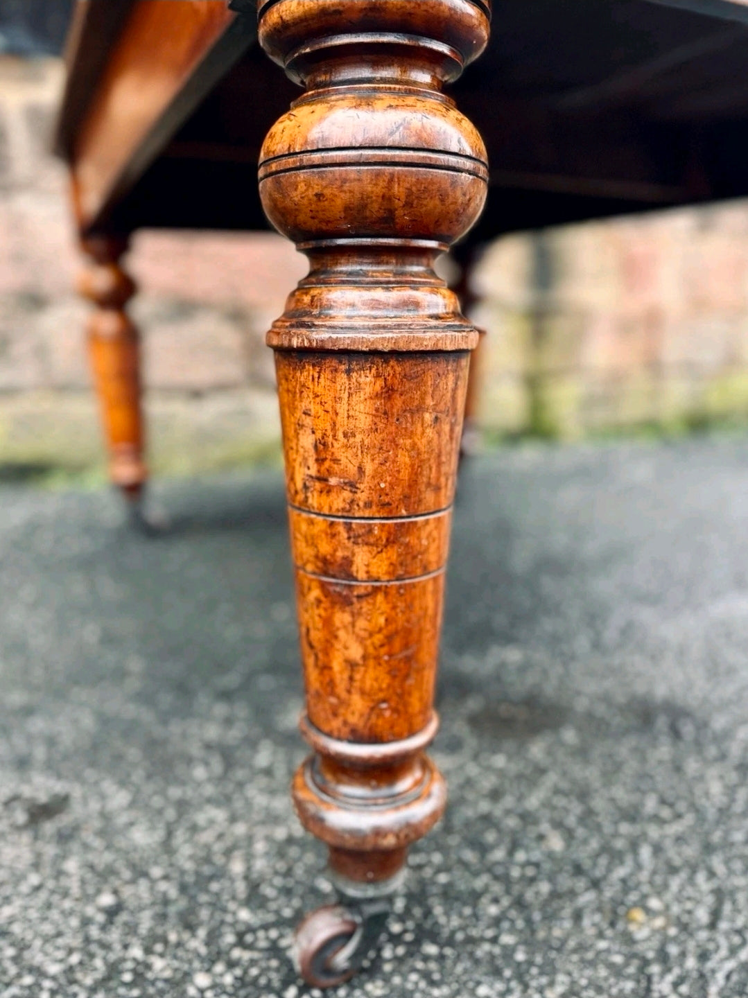 Victorian Farmhouse Scrub Top Pine & Mahogany Kitchen Table C1880.