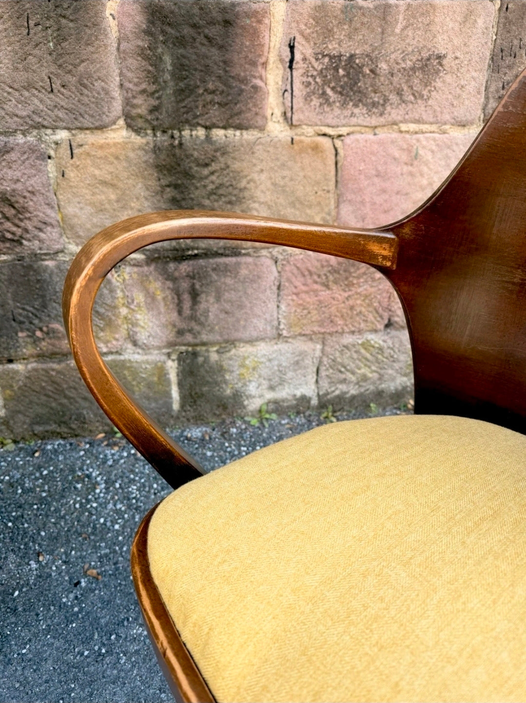 Pair of Mid-Century Model 515/F Bentwood Armchairs by Oswald Haerdtl For Thonet