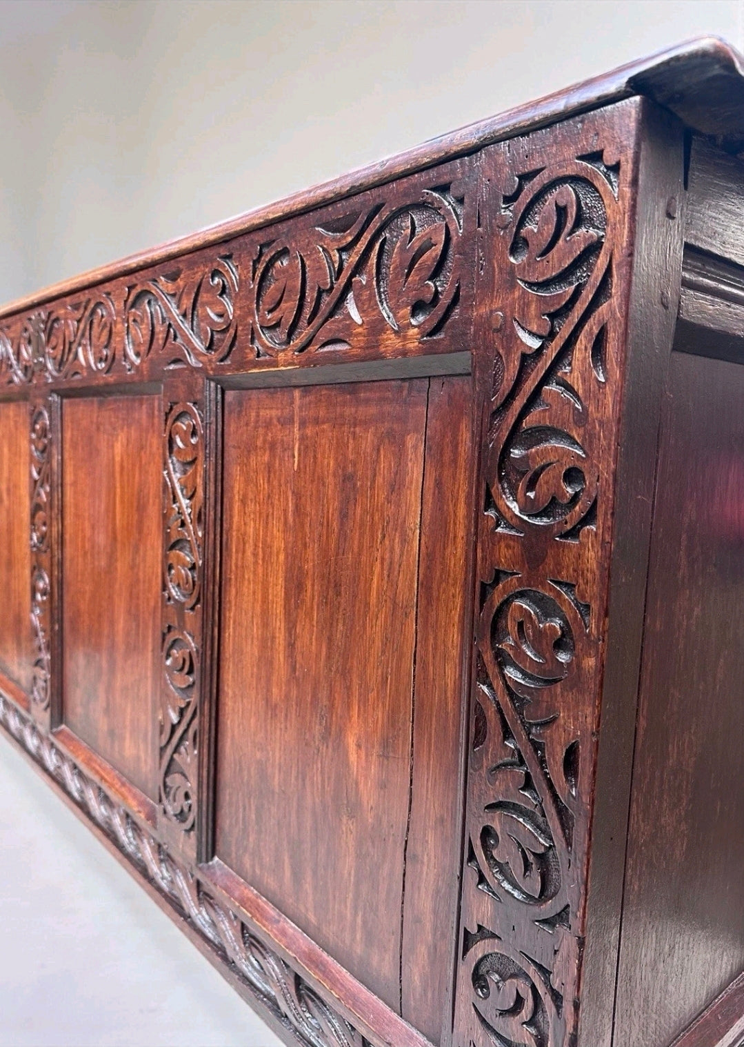 Large 18th Century Solid Oak Blanket Box, Coffee, Chest, Storage. Carved