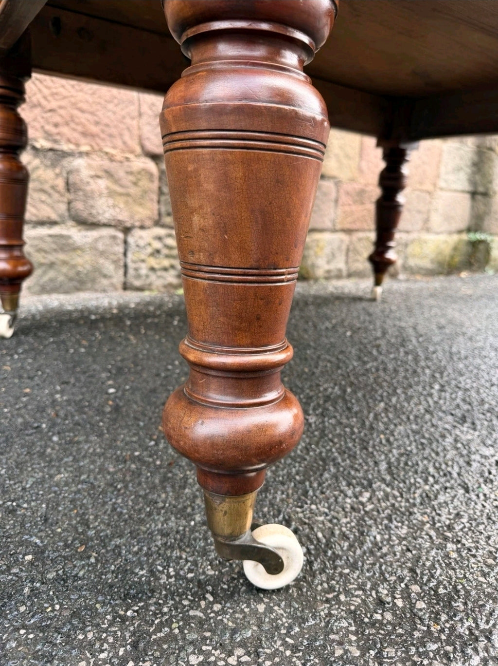Large Victorian Pine & Mahogany Dining Table. 6 Seater, Restored, Castors