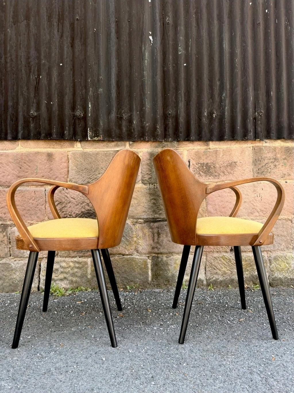 Pair of Mid-Century Model 515/F Bentwood Armchairs by Oswald Haerdtl For Thonet