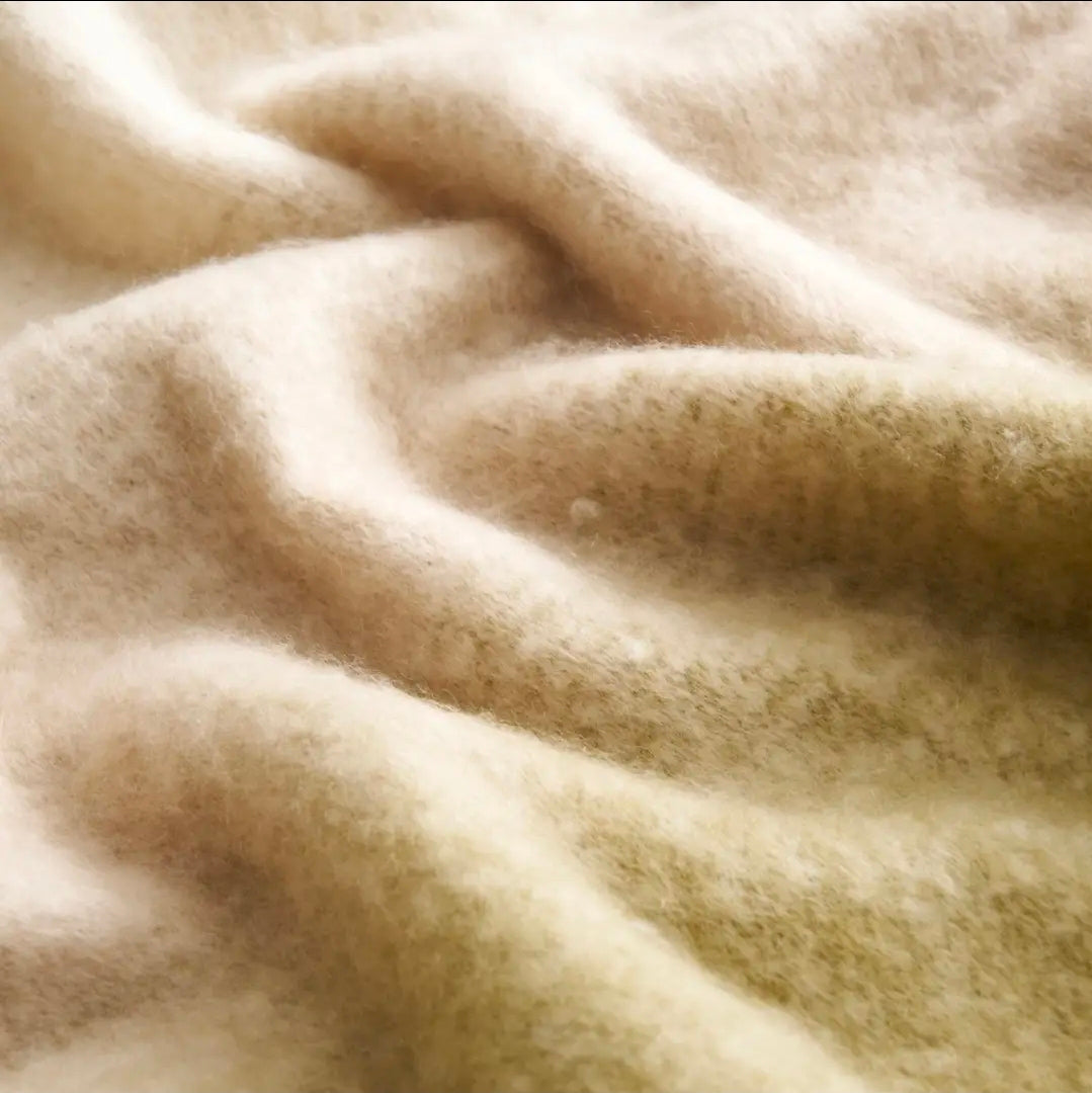 Ombre Faux Mohair Throw - Soft Fringed Blanket (Green)