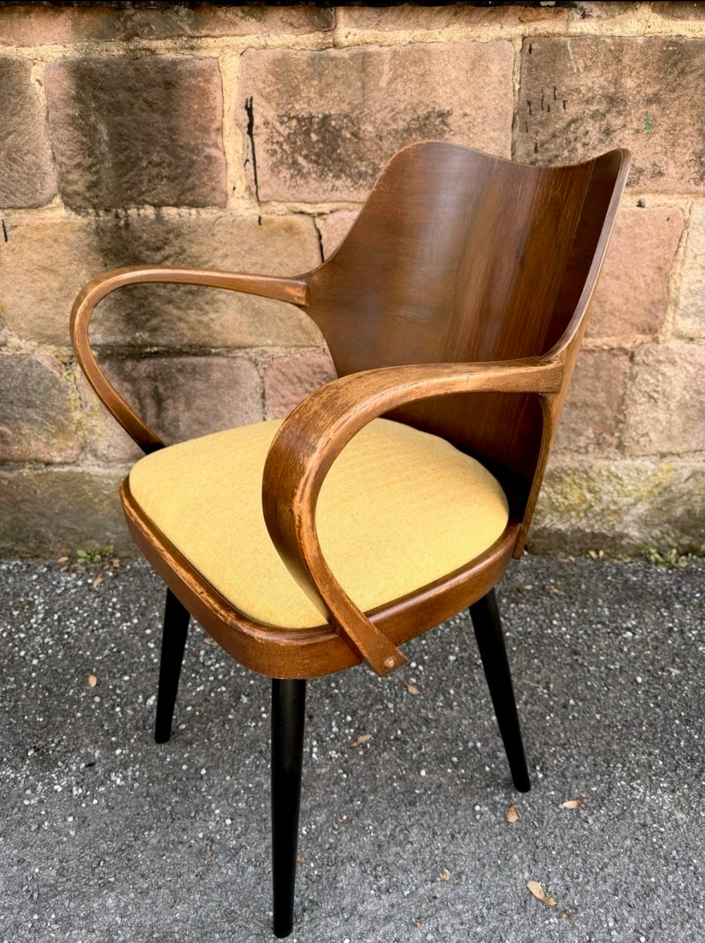 Pair of Mid-Century Model 515/F Bentwood Armchairs by Oswald Haerdtl For Thonet