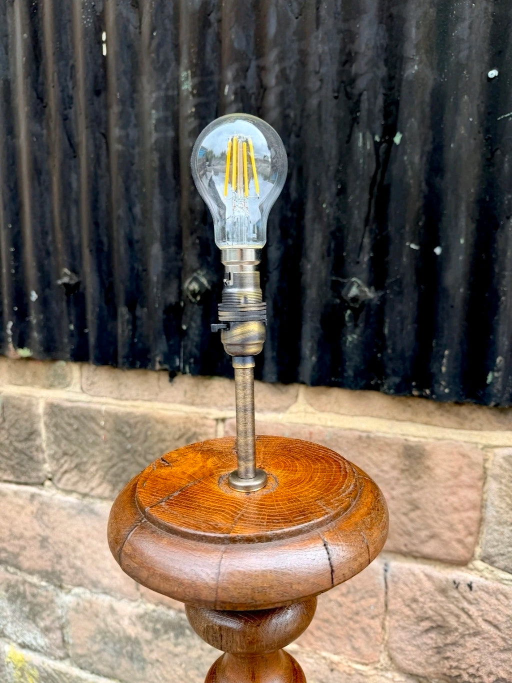Antique Italian Turned Walnut Standard Floor Lamp. 1920s, Living Room, Original