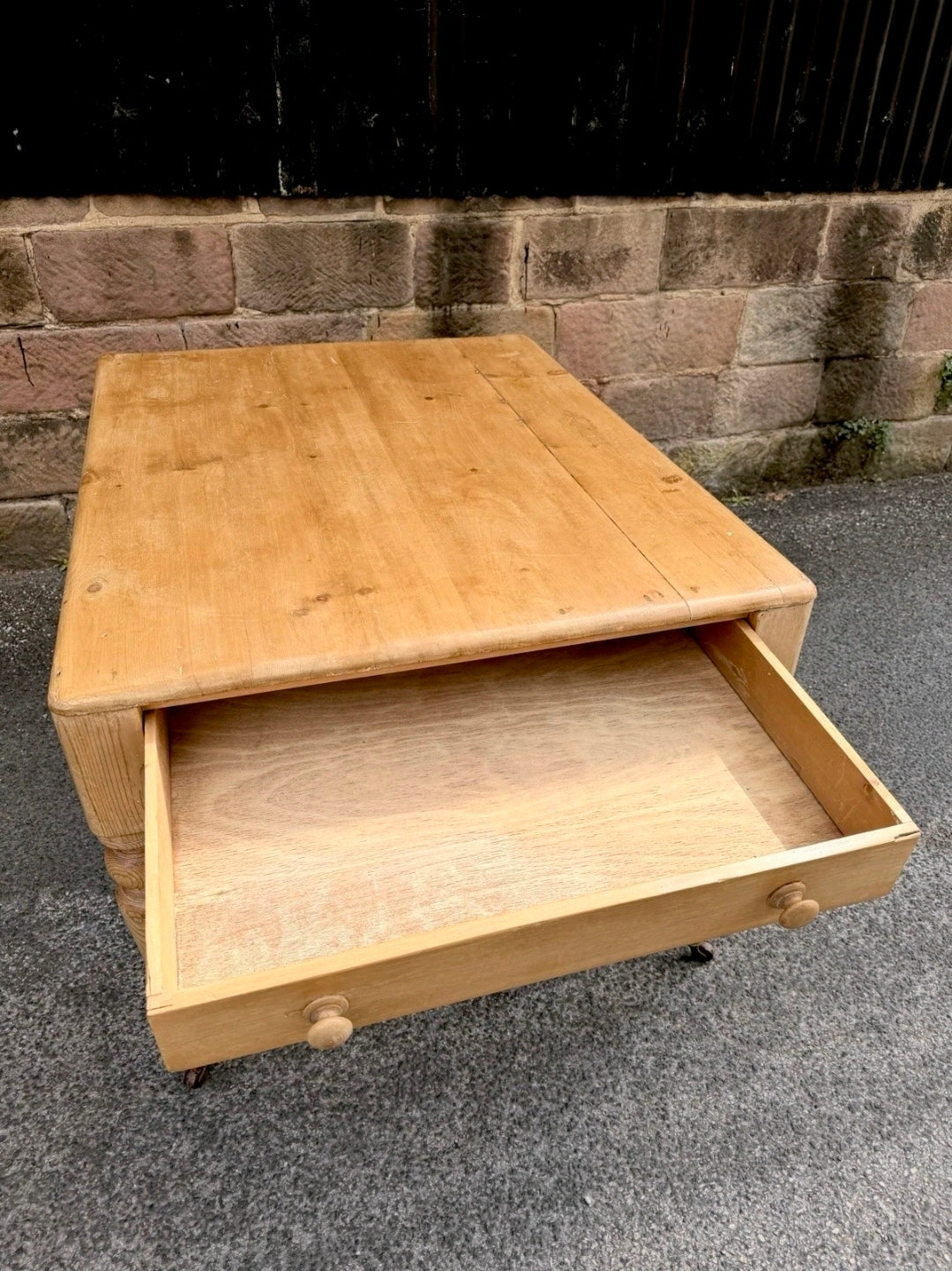 Victorian Farmhouse Antique Pine Dining Table C1880. Country, Cottage, Rustic.
