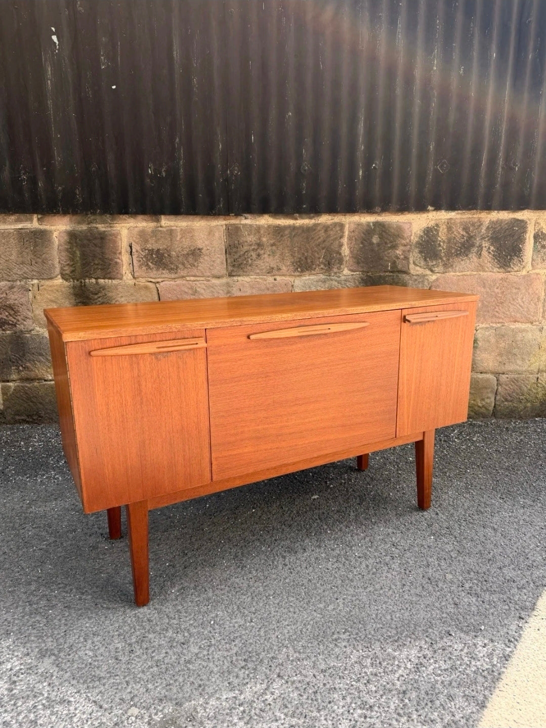 Teak Sideboard / Tv / Record Cabinet Vintage Retro Mid Century.