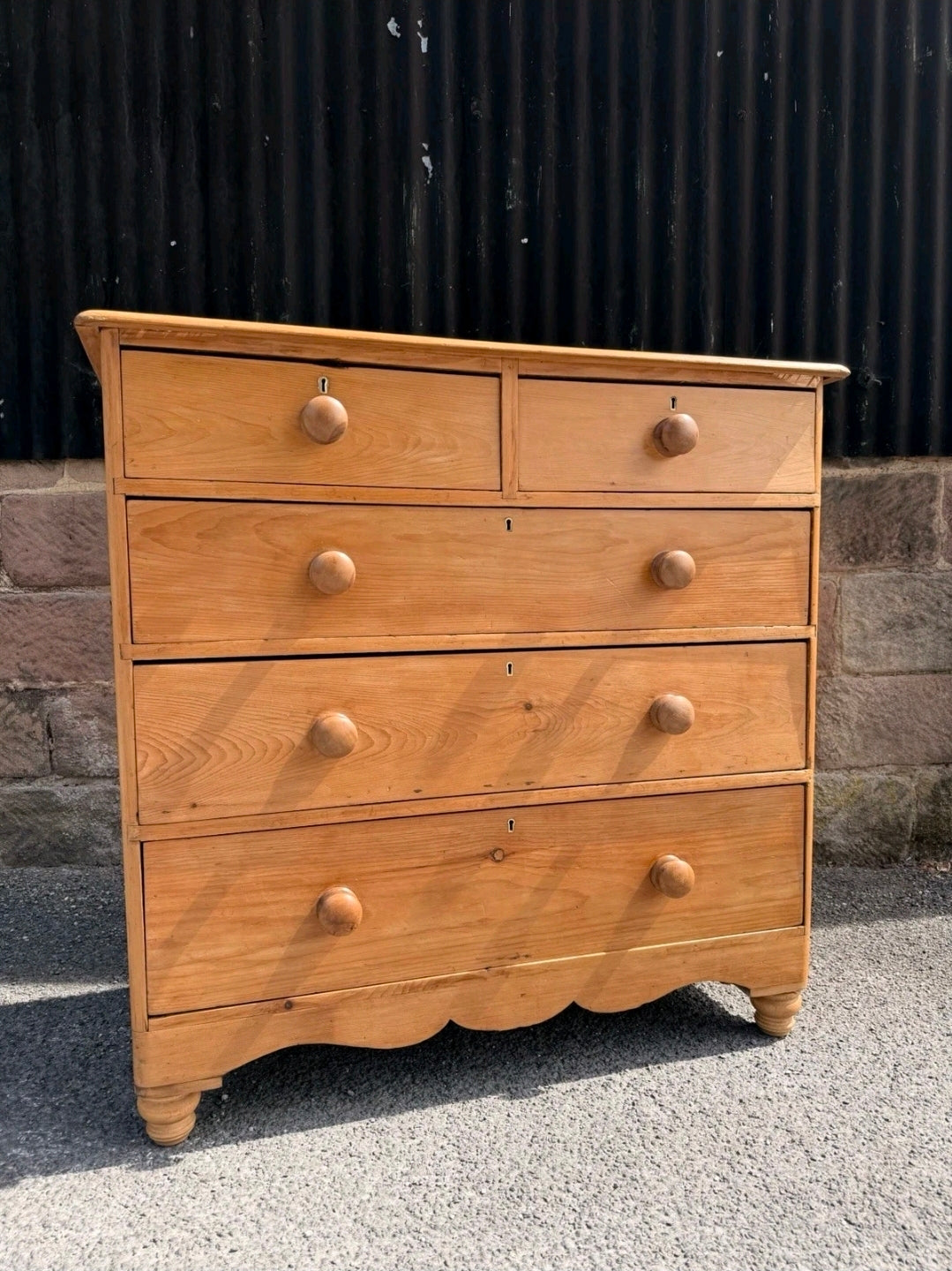 Large Antique Victorian Waxed Pine Chest Of Drawers, Country Cottage, Bedroom.