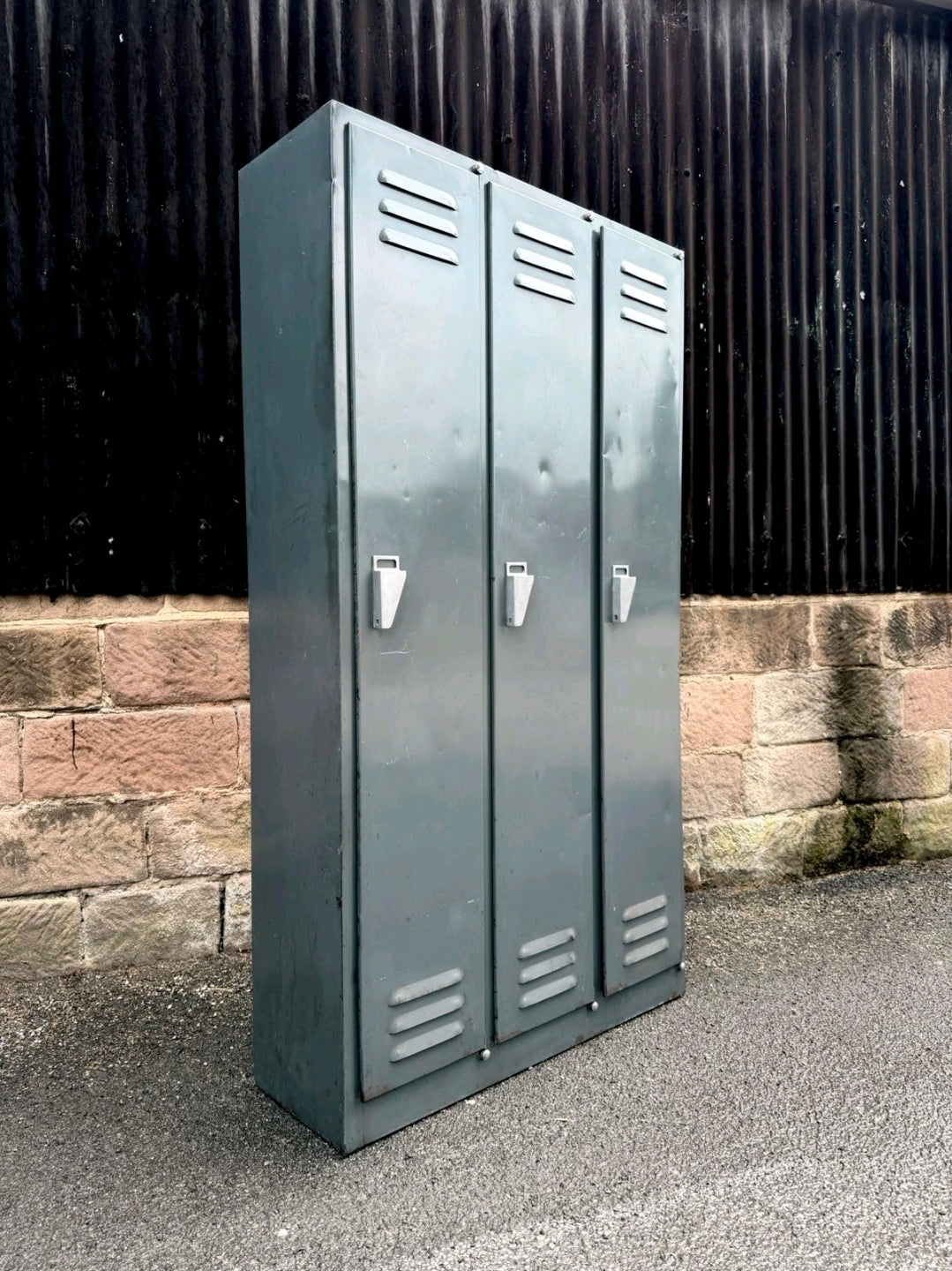 Vintage 1950s Italian Steel Lockers,3 Door,Hallway,Industrial,Storage,Original