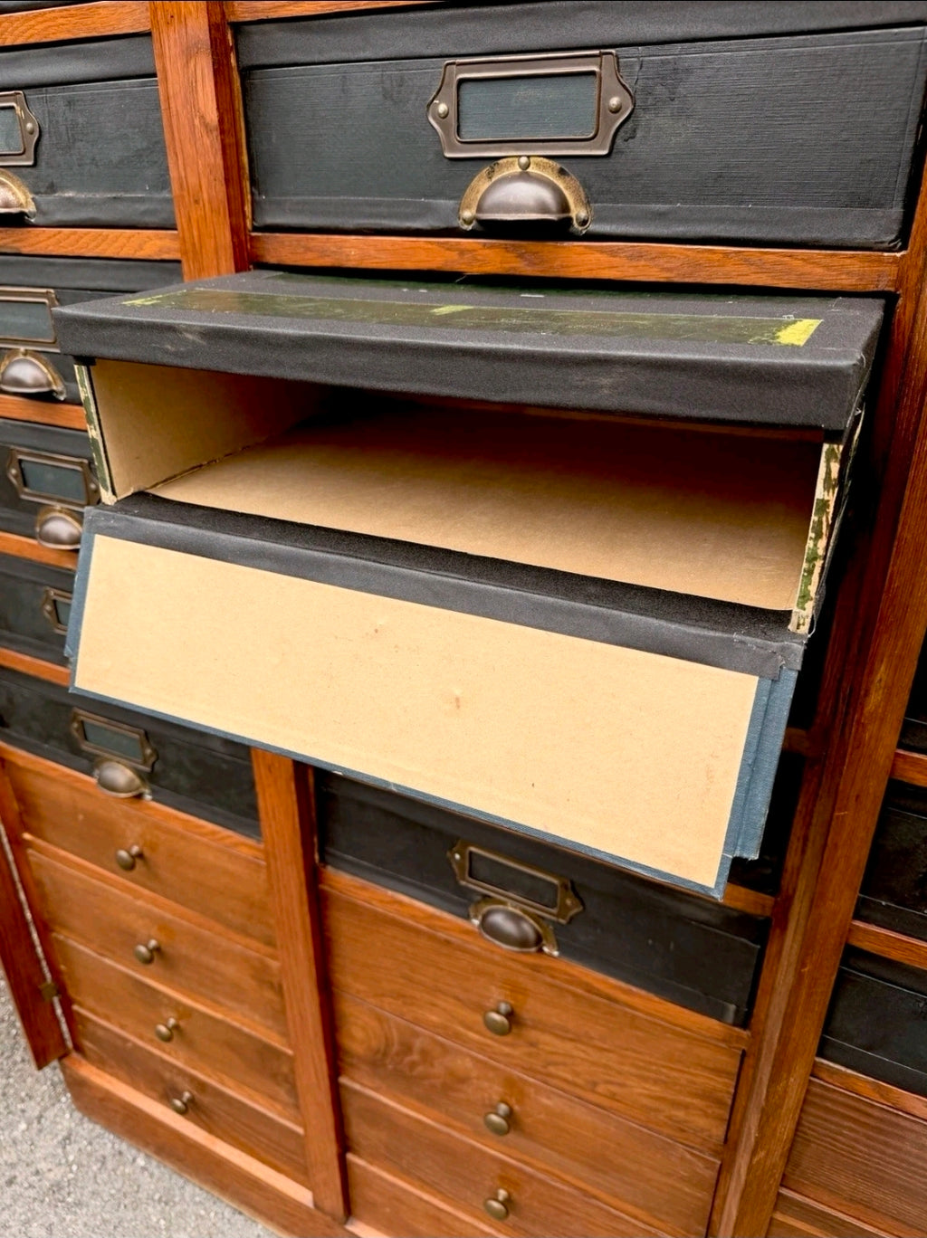 1920s Continental Filing Cabinet/Cartonnier. Oak, 30 Drawers, Haberdashery.