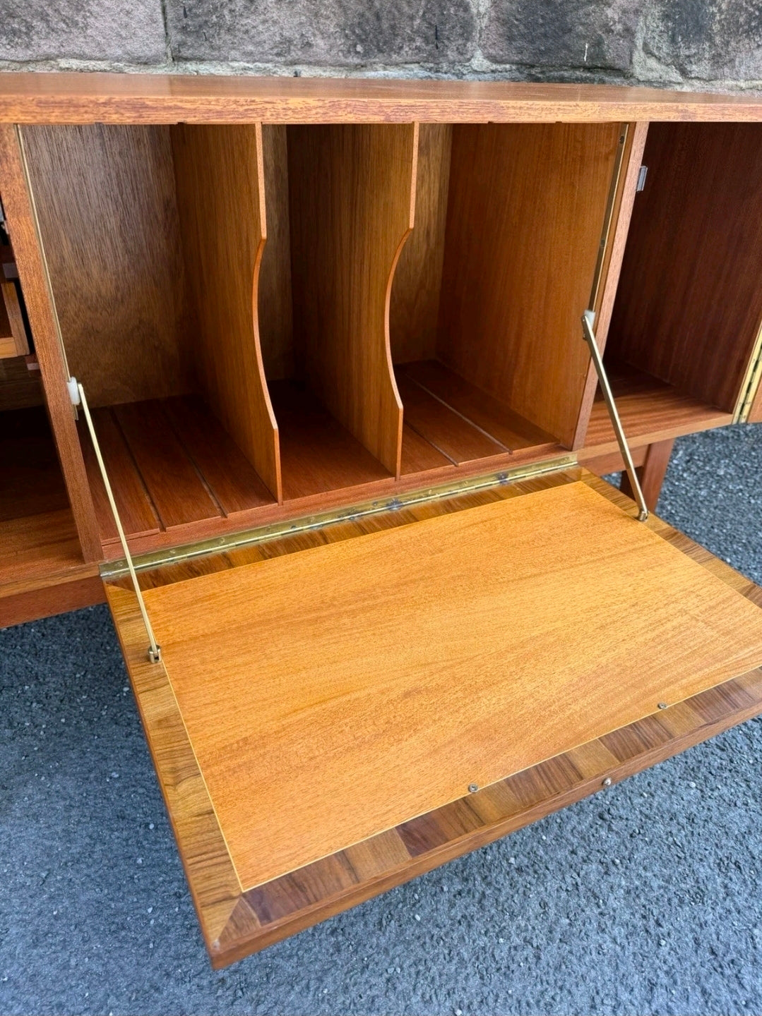 Teak Sideboard / Tv / Record Cabinet Vintage Retro Mid Century.