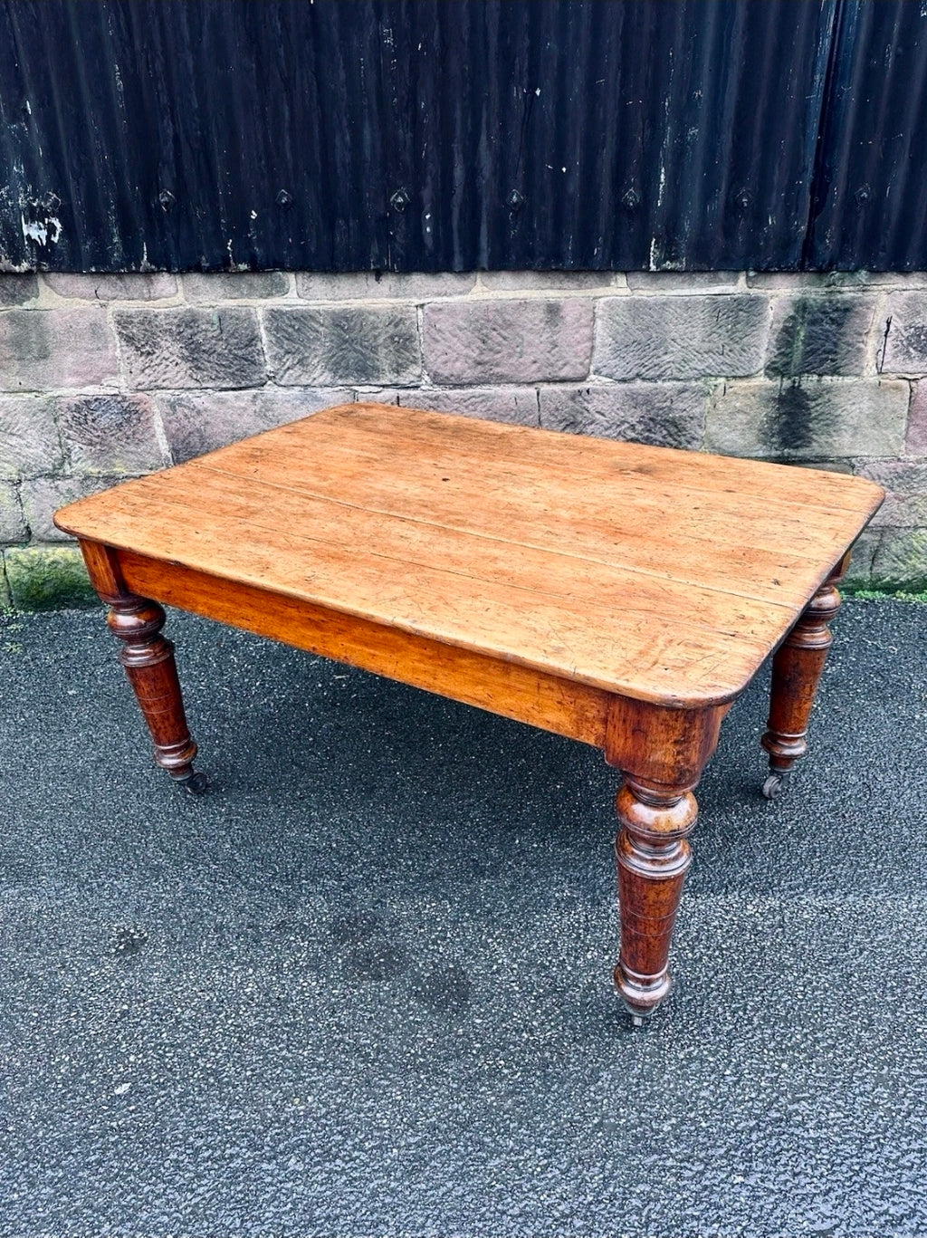 Victorian Farmhouse Scrub Top Pine & Mahogany Kitchen Table C1880.