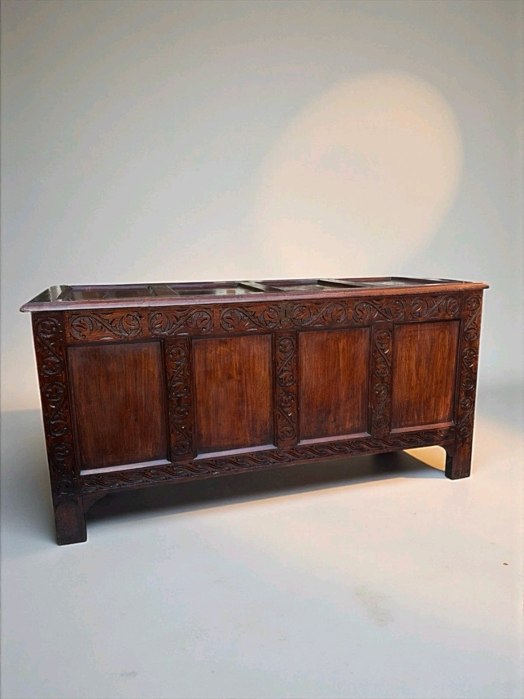 Large 18th Century Solid Oak Blanket Box, Coffee, Chest, Storage. Carved