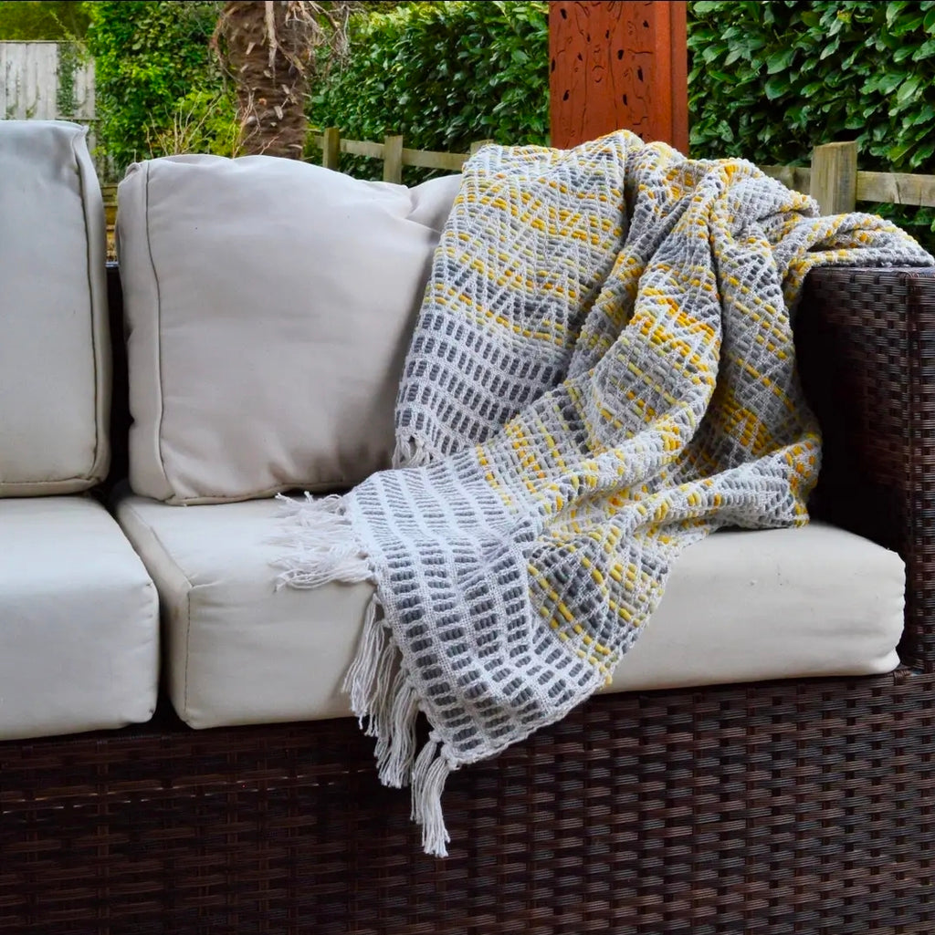 Arizona Zig Zag Heavyweight Herringbone Throw Blanket (Mustard)