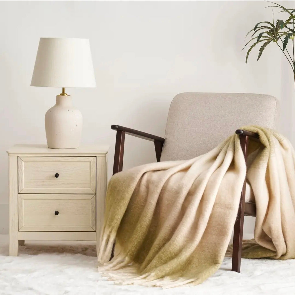 Ombre Faux Mohair Throw - Soft Fringed Blanket (Green)