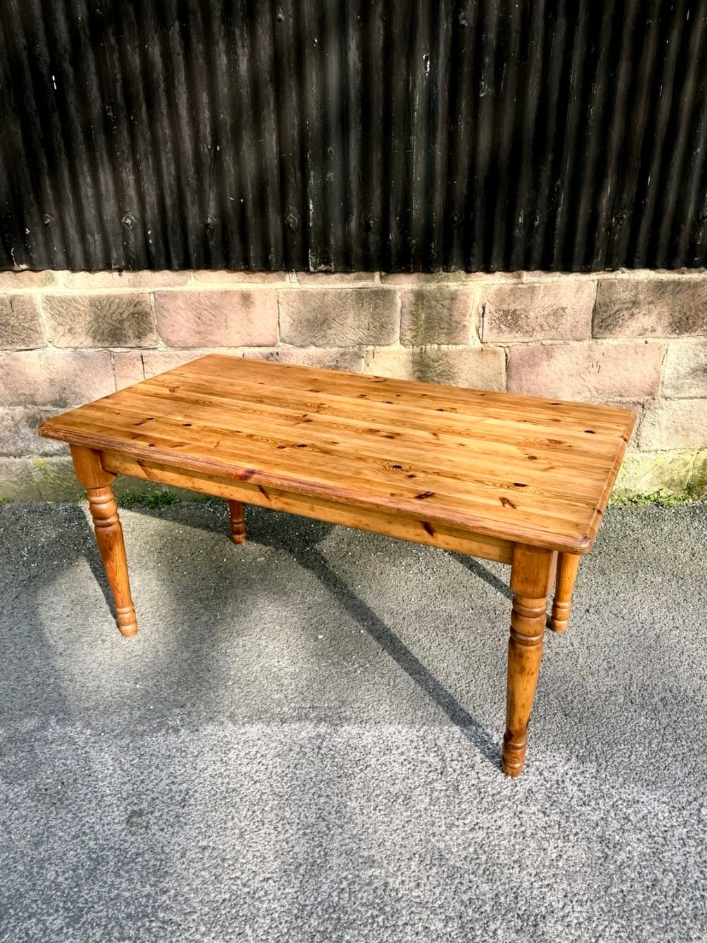 Vintage Rustic Pine Table, 4-6 Seater. Refinished Top. Kitchen, Dining