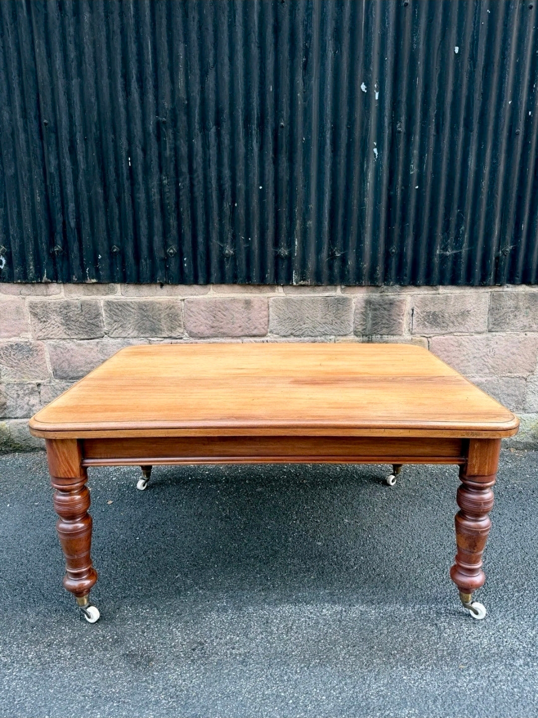 Large Victorian Pine & Mahogany Dining Table. 6 Seater, Restored, Castors