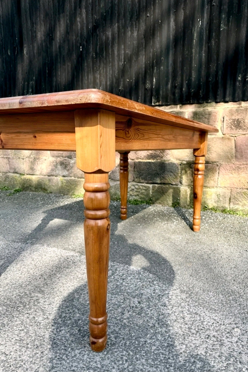 Vintage Rustic Pine Table, 4-6 Seater. Refinished Top. Kitchen, Dining