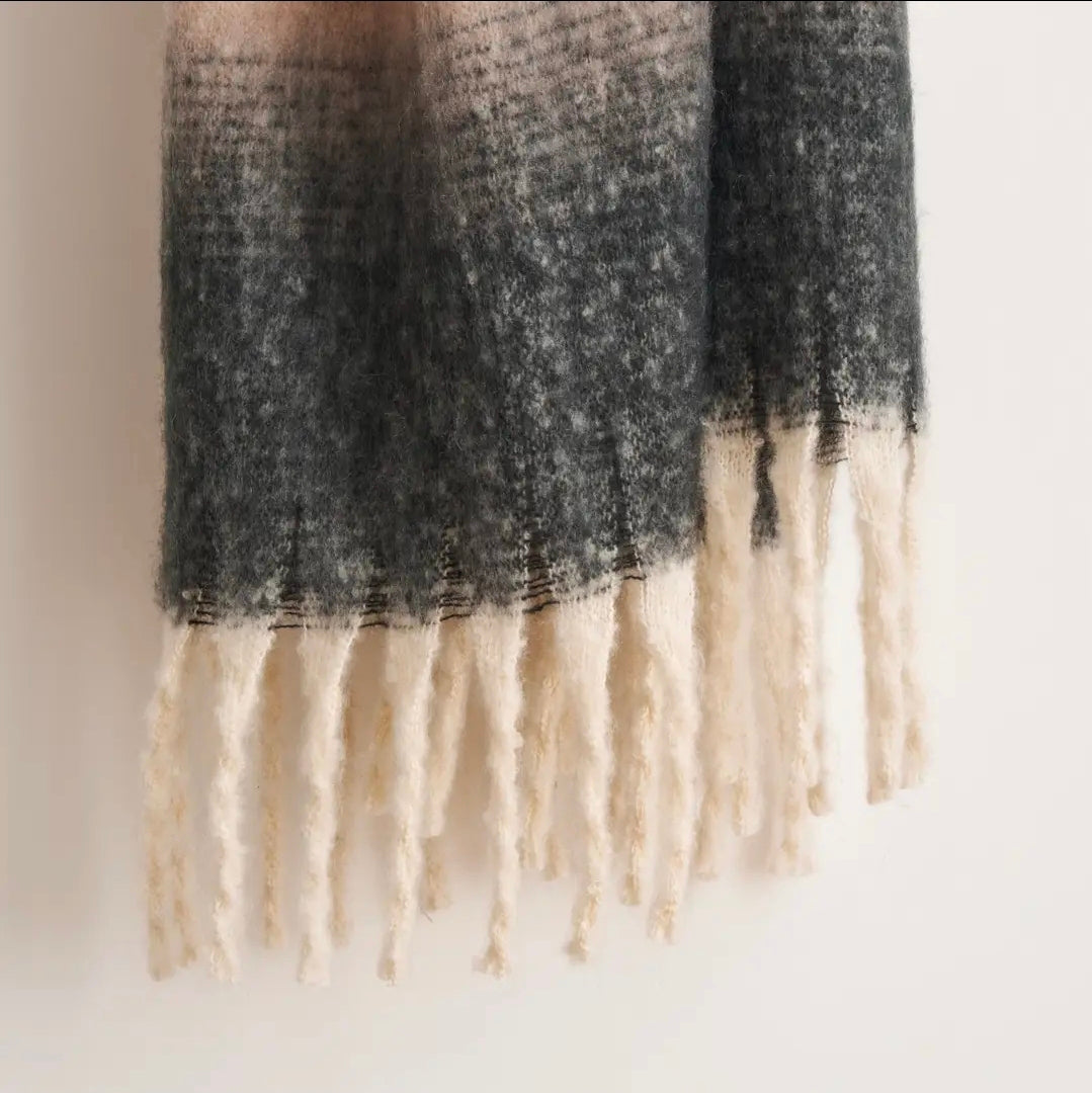 Ombre Faux Mohair Throw - Soft Fringed Blanket (Grey)