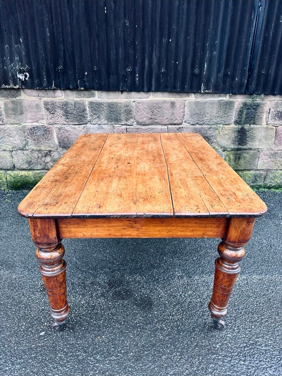 Victorian Farmhouse Scrub Top Pine & Mahogany Kitchen Table C1880.