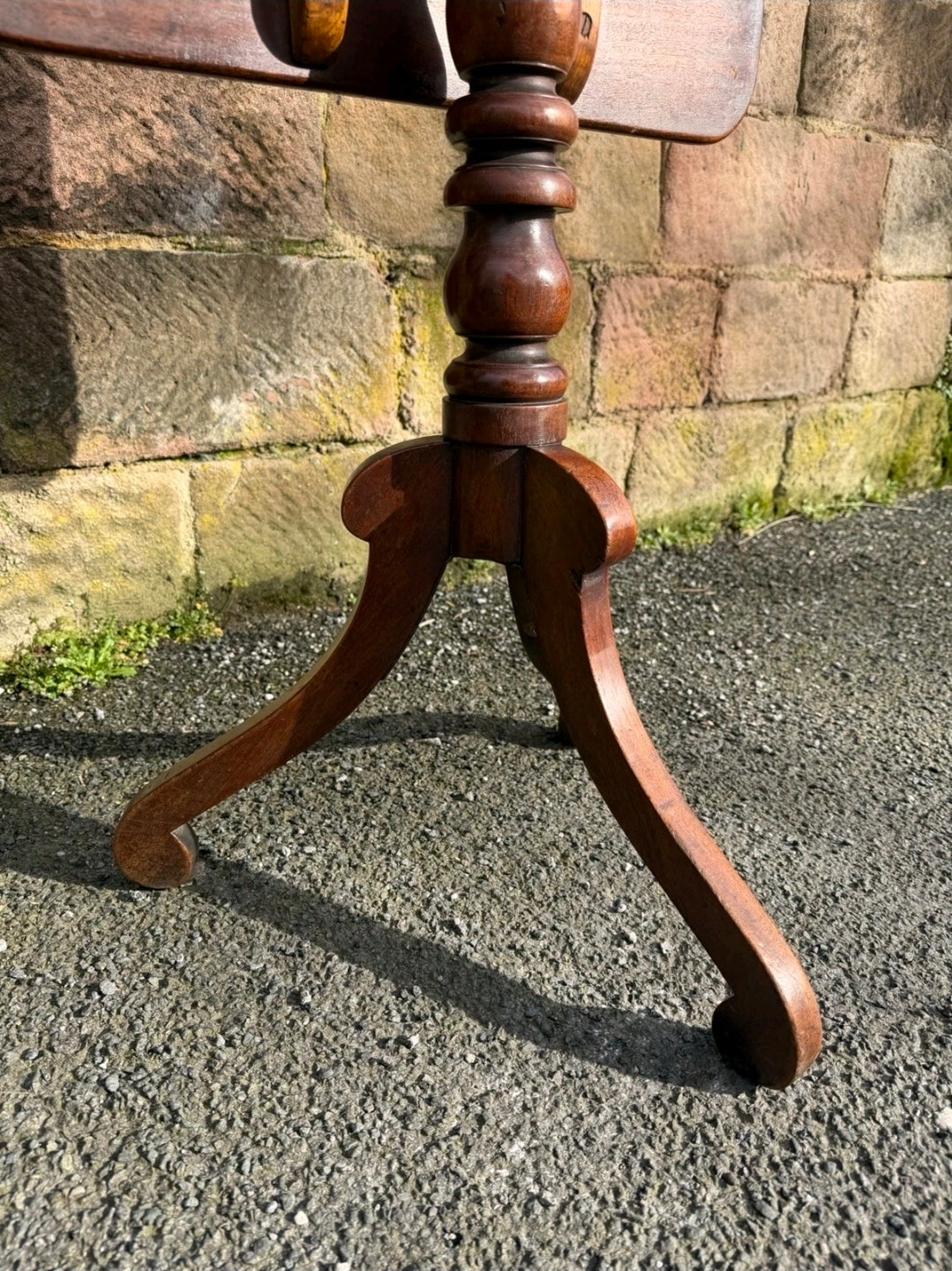 Victorian Mahogany Tripod Occasional Table. Side Table, Hallway.